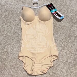 NWT Small shapewear body shaper cooling sculpting Maidenform flexees ultra firm